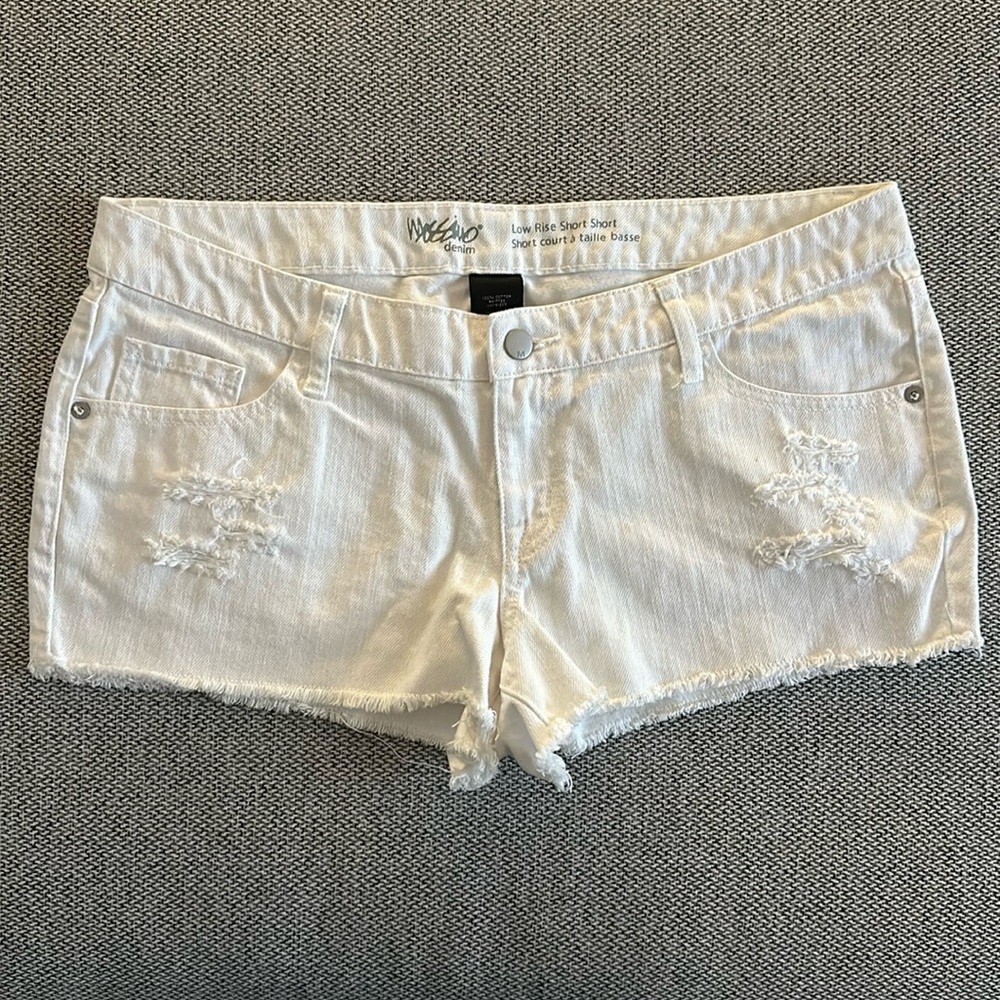 Mossimo low rise short shorts in white denim